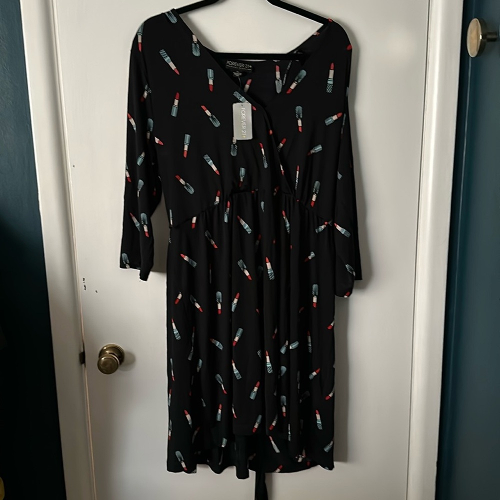Forever 21 3x black lipstick print dress